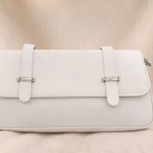 Majexia Classic White Flap Handbag – Minimal & Elegant Shoulder Bag